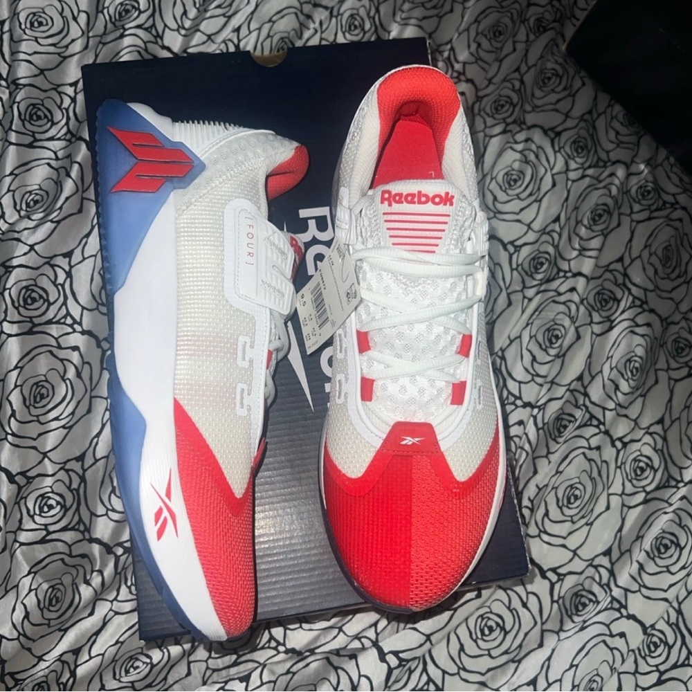 New Reebok Running shoes - Picture 3 of 6